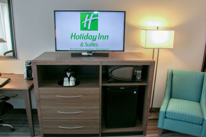 Holiday Inn & Suites Denver Tech Center-Centennial by IHG