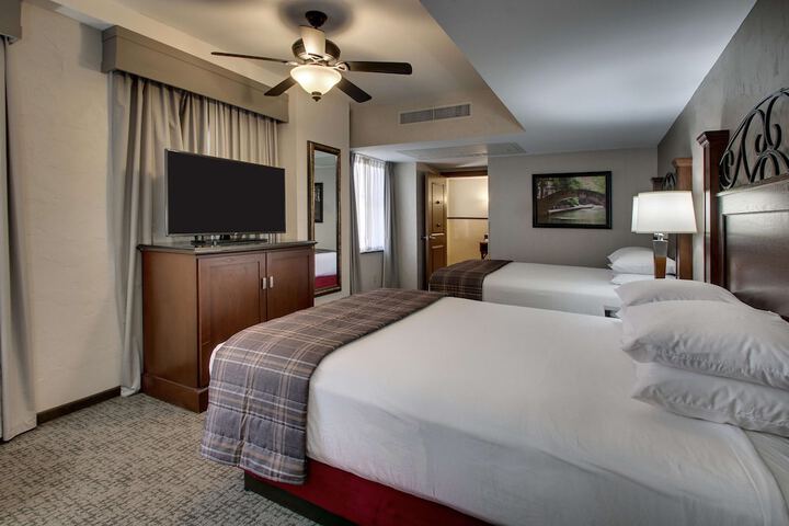 Room 27 of 168