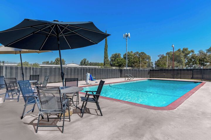 Studio 6 Suites Madera California - Yosemite
