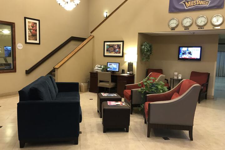 Hotel 4 of 78