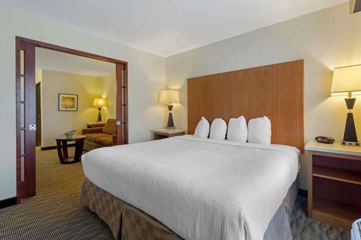 Room 16 of 31