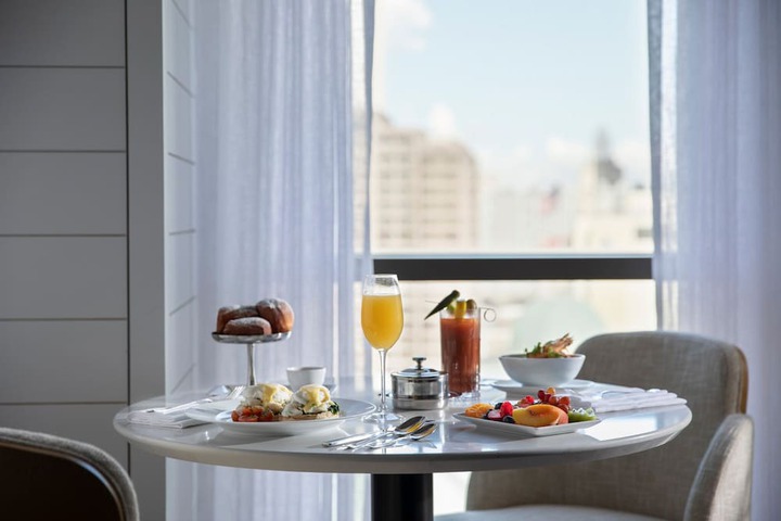Four Seasons Hotel New Orleans