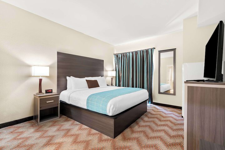 Room 20 of 35