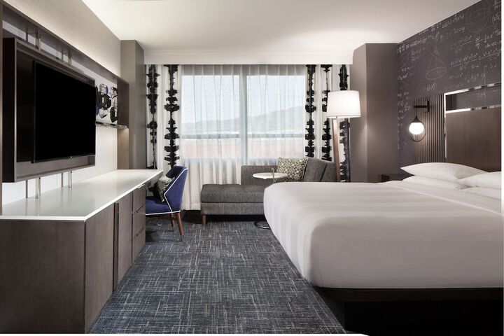 Room 15 of 72