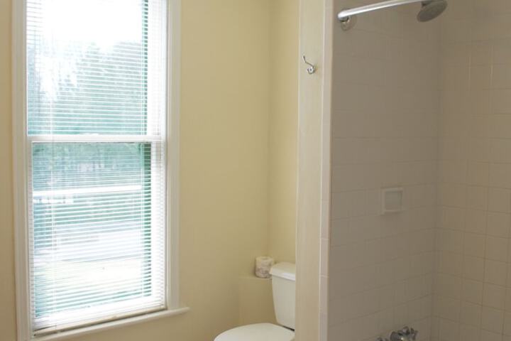 Room 196 of 217