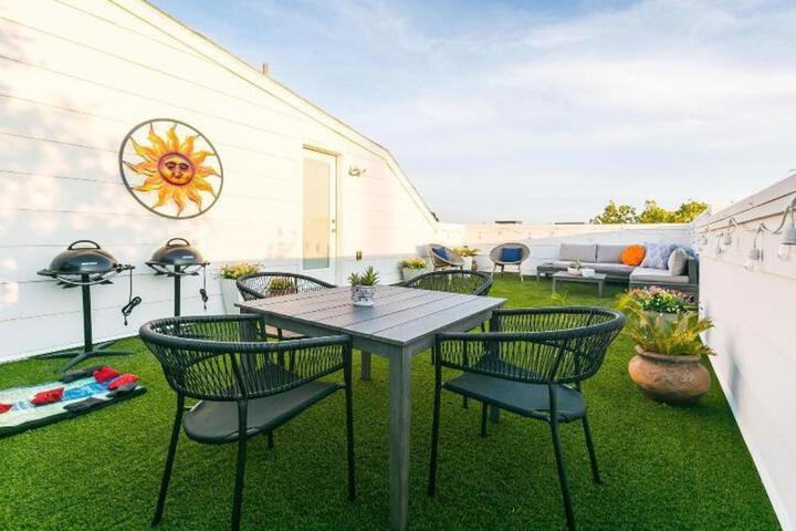 Montrose Guesthouse Suites by Dunyha
