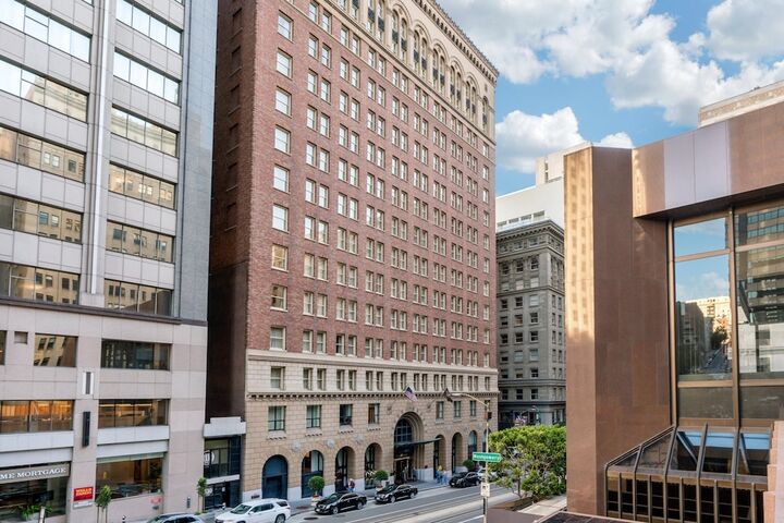 Hotel 6 of 155
