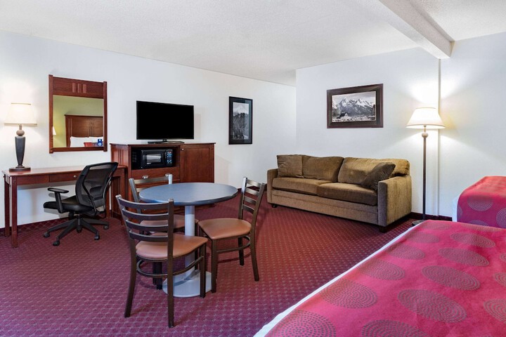Room 31 of 73