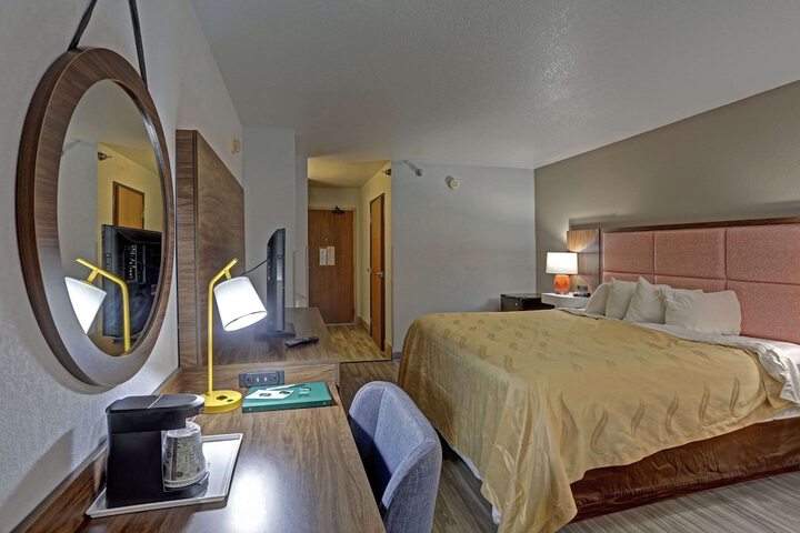 Room 20 of 79