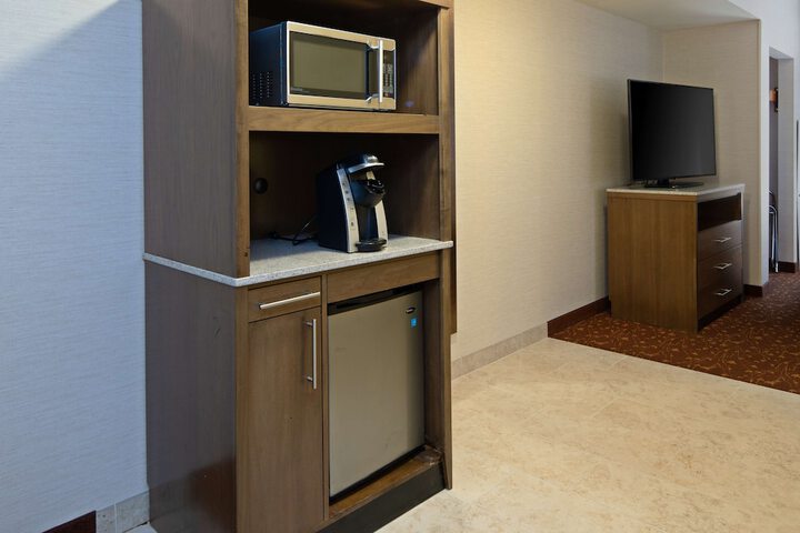 Room 14 of 50