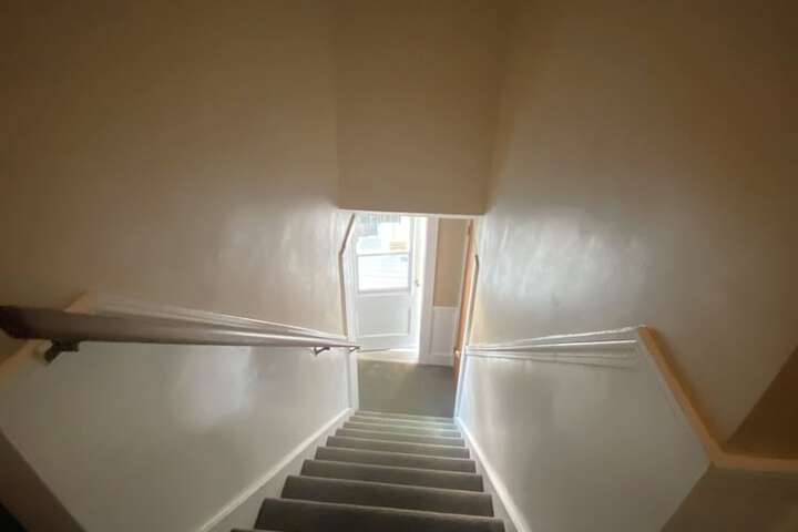 Hotel 5 of 230