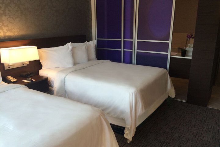 Room 20 of 32