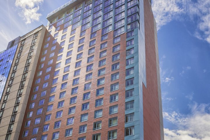 Hotel 2 of 33