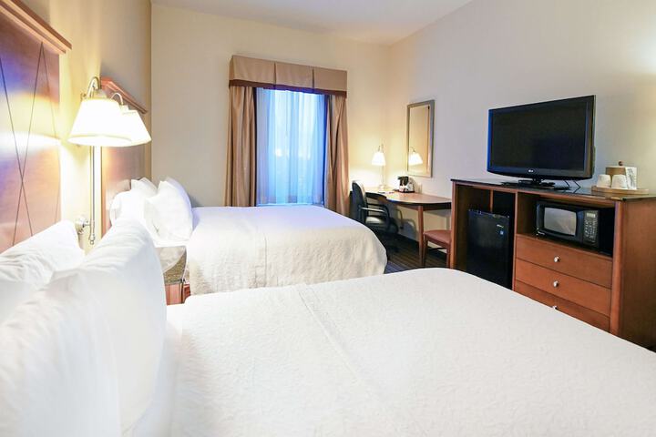 Room 10 of 35