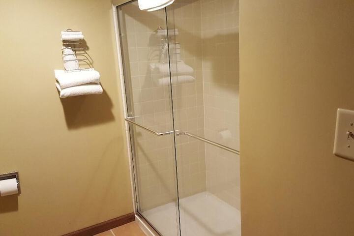 Room 14 of 21