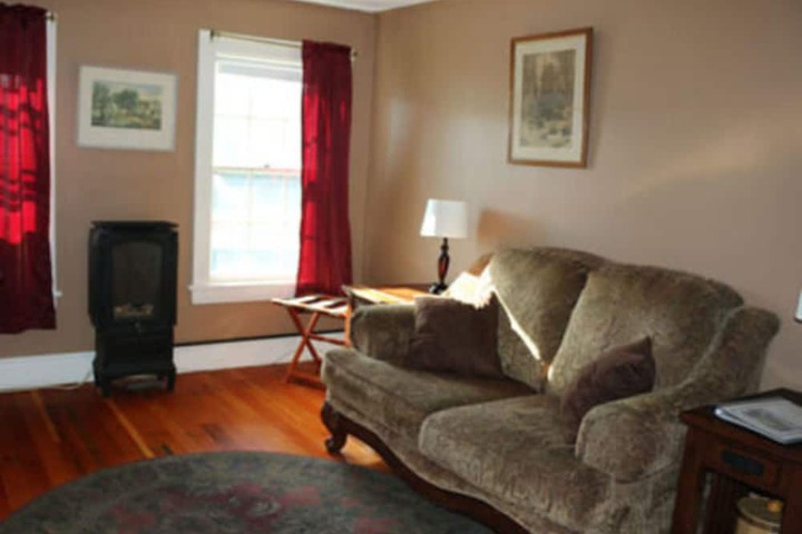 Room 7 of 17