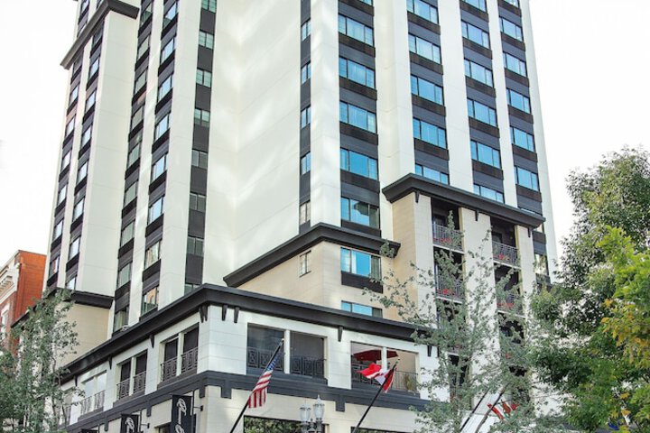 The Paramount Hotel
