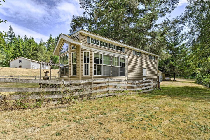 Cozy Gig Harbor Cottage 2 Mi to Case Inlet!