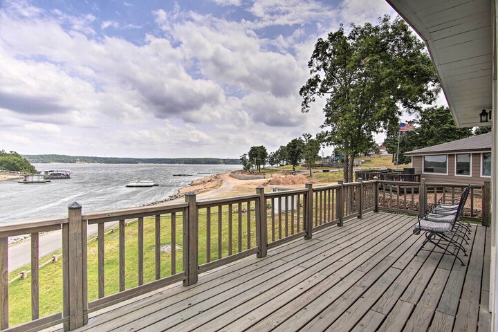 Walk to Boat Ramp! Lakefront Home w / Deck in Afton