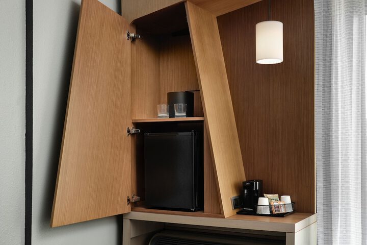 Room 15 of 29