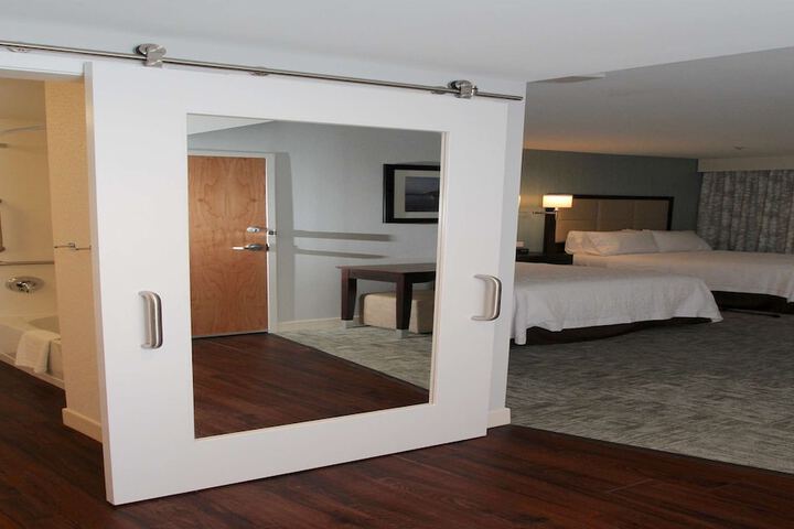 Room 22 of 60