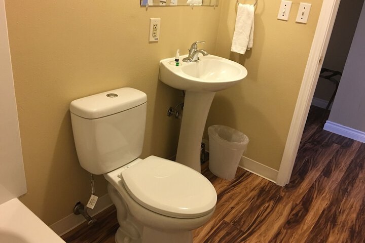 Room 9 of 21