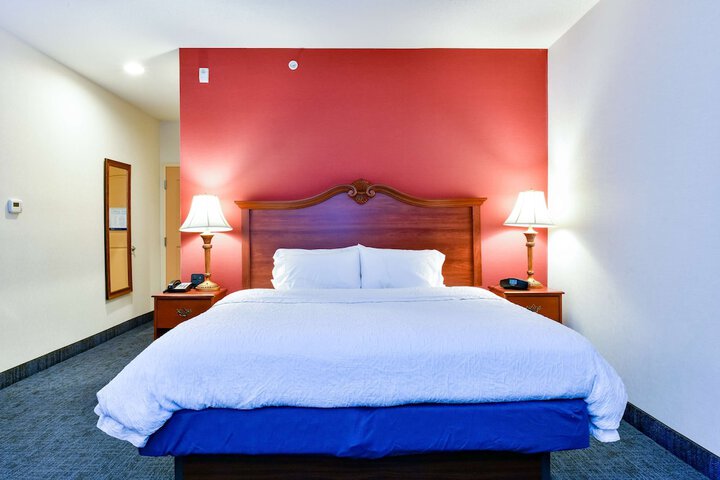Room 53 of 116