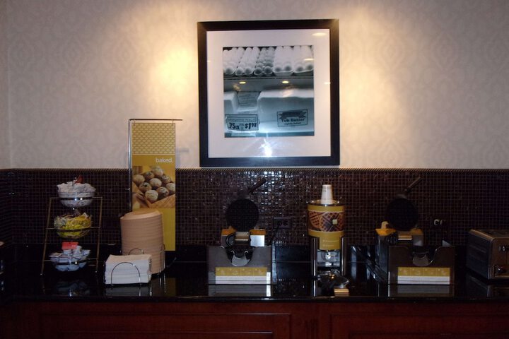 Breakfast/Coffee Service 16 of 30