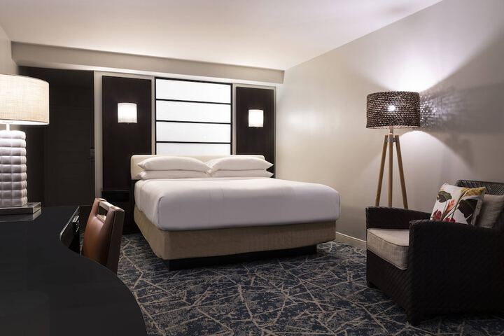 Room 82 of 180
