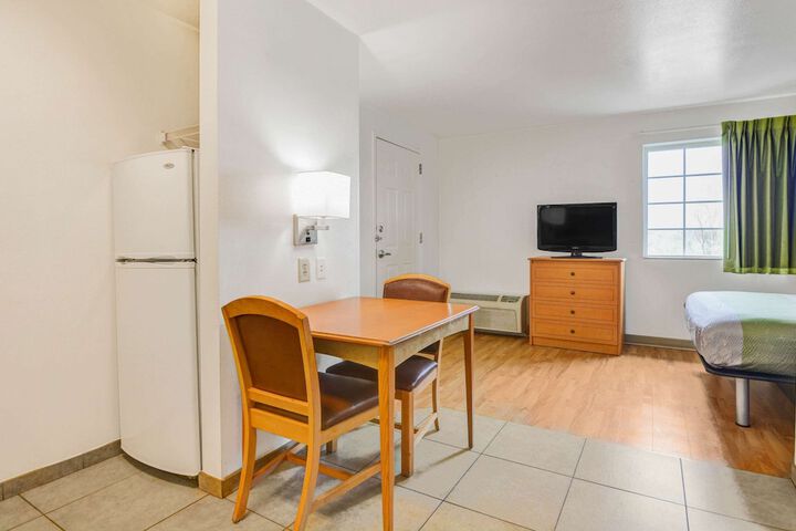 Studio 6 Opelika AL - Auburn Al