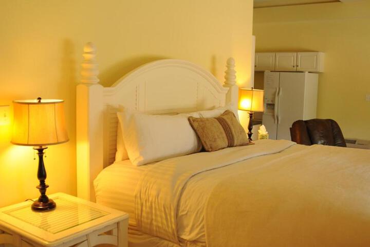 Acorn Hill Lodge and Spa
