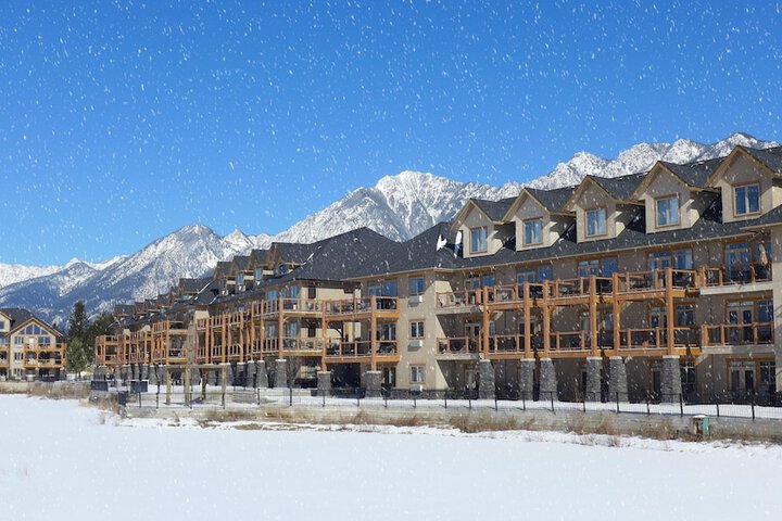 Bighorn Meadows Resort