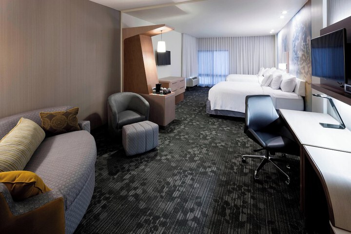 Courtyard by Marriott Houston North / Shenandoah