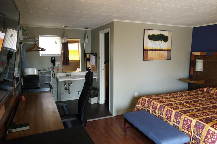 Room 20 of 32