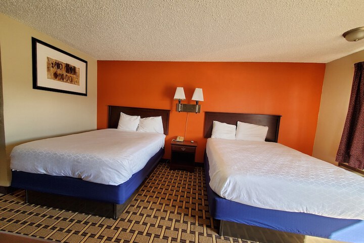 Room 21 of 24