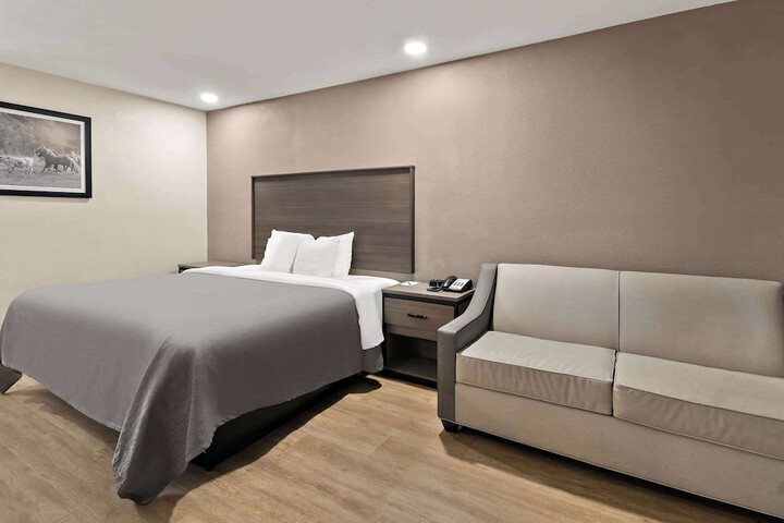Room 37 of 45