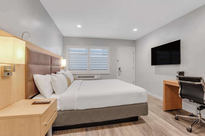 Sather Berkeley SureStay Collection by Best Western