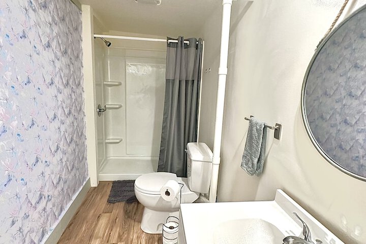 2BR Sunshine Town Condo
