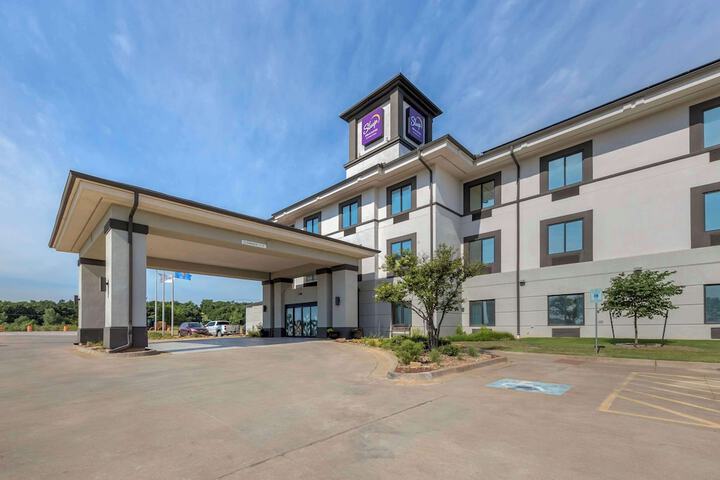 Hotel 2 of 42