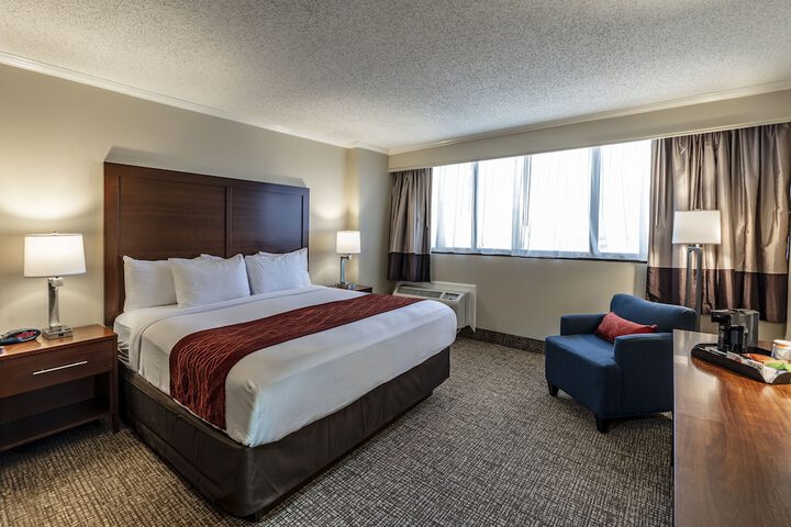 Comfort Inn & Suites at Copeland Tower