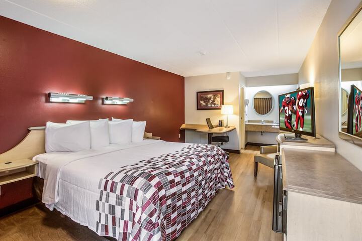 Room 18 of 24