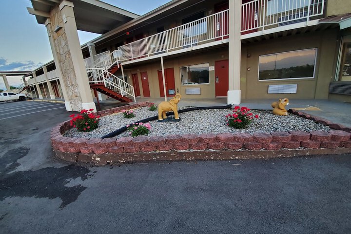 Big Spring Inn