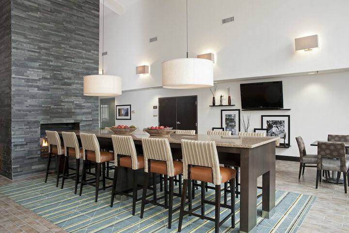Hampton Inn & Suites Chicago / Lincolnshire