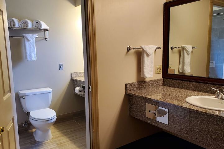Room 5 of 27