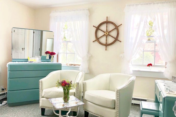 Room 32 of 60