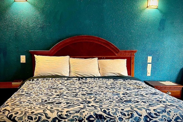 Room 18 of 35