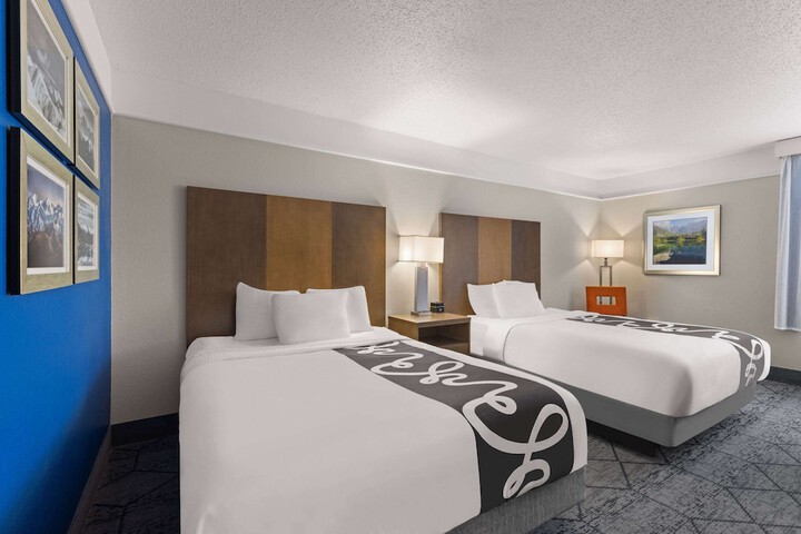 Room 21 of 47