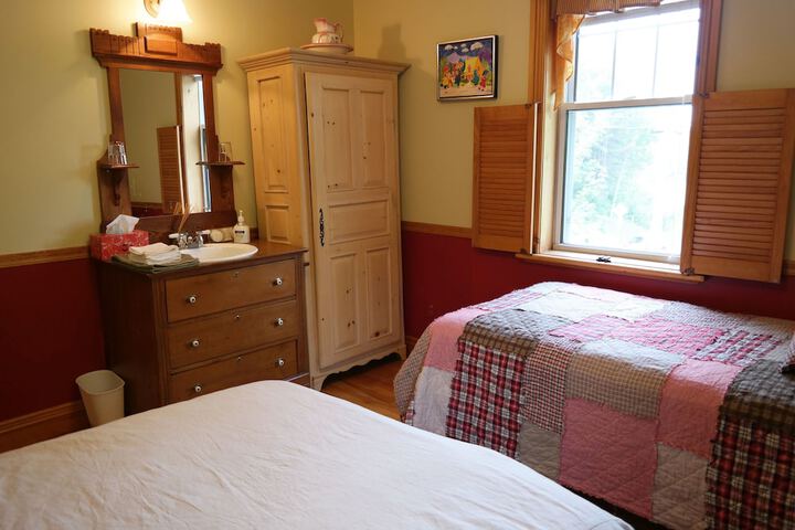 Room 28 of 41