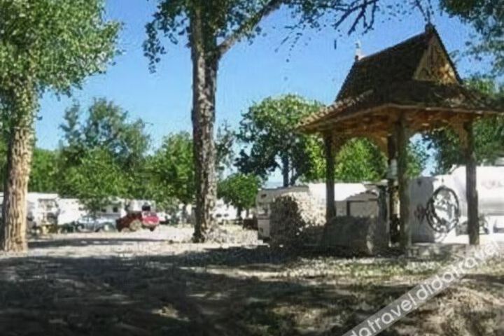Riverwood Inn