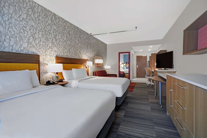 Room 43 of 53